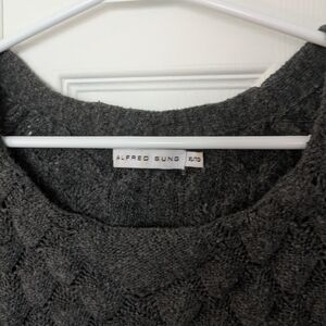Alfred Sung Gray Knit Sweater